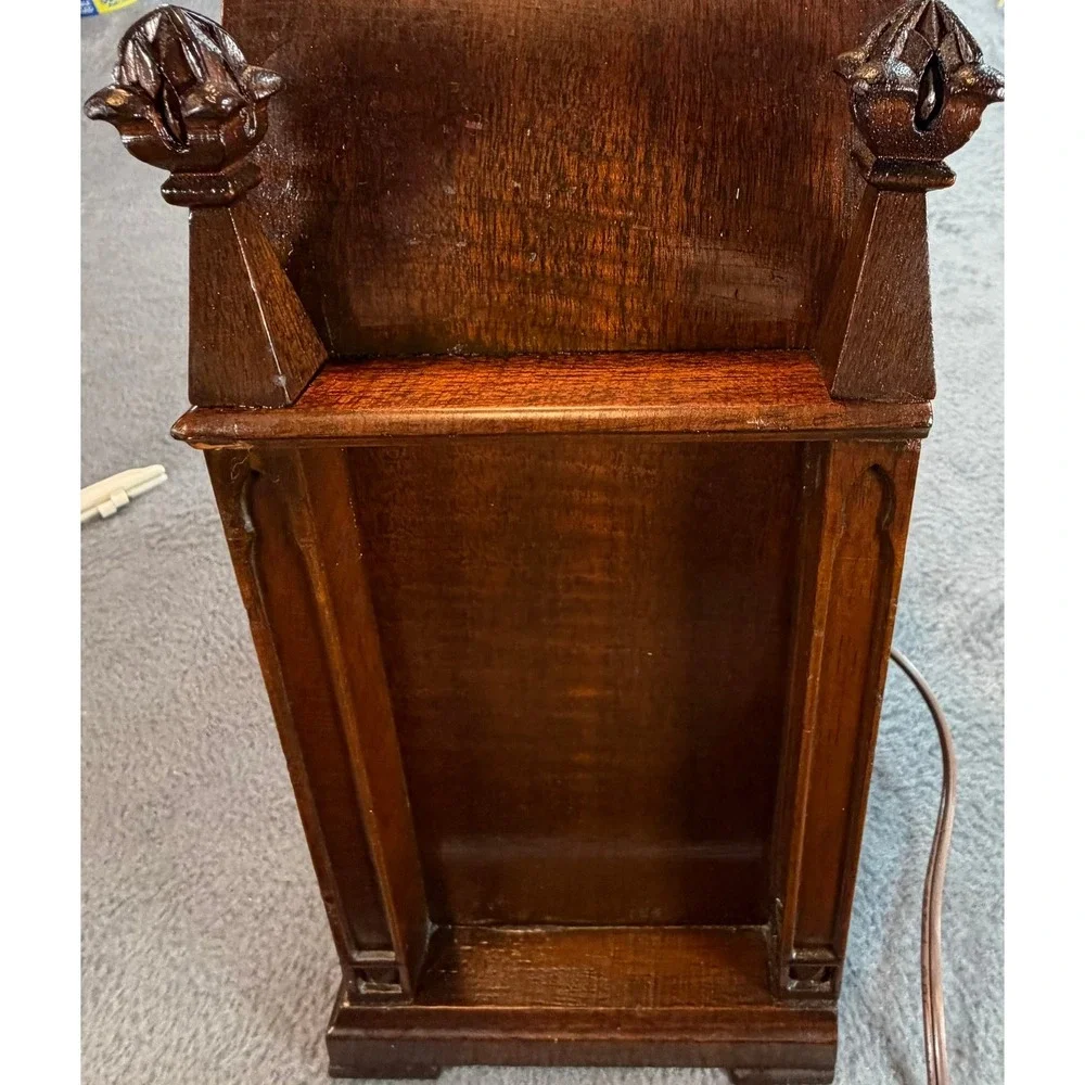 1935 Vintage New Haven Electric Mantel Clock Westminster Chime Gothic Wood